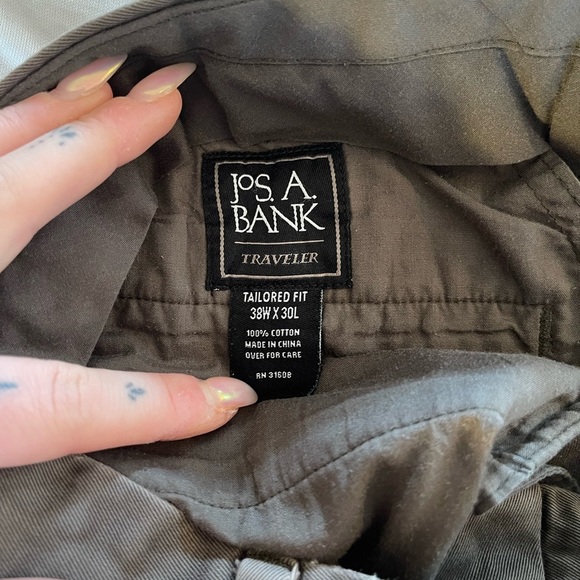 Jos A Bank Traveler's Collection dress pants - Picture 6 of 6